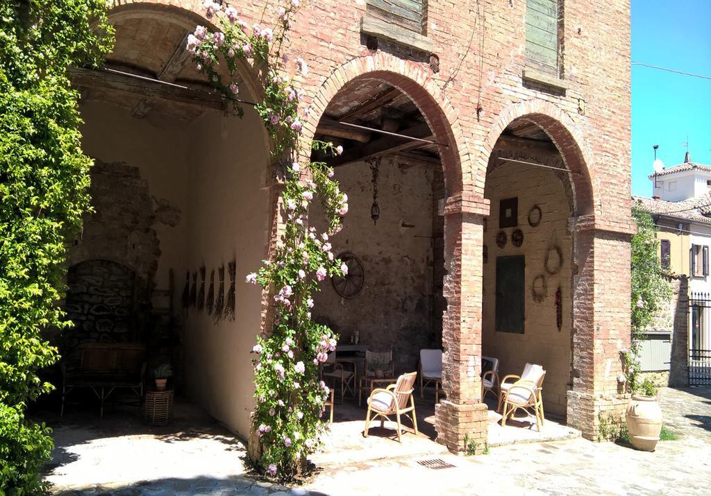 B&B Palazzo Mattei Novafeltria Kültér fotó